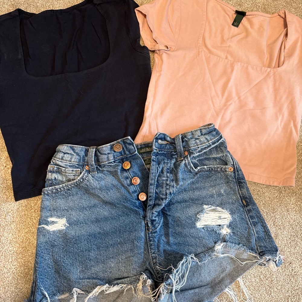 Y2K Baby Tee + Distressed Denim Shorts Bundle Size XS / 00 Summer Outfit